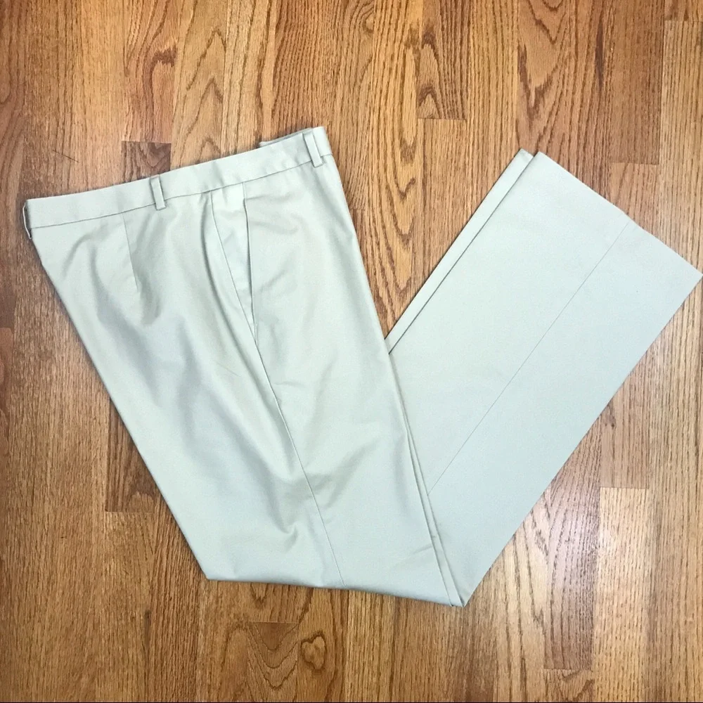 Brooks Brothers Advantage Flat Front Tan Chinos - Picture 1 of 9